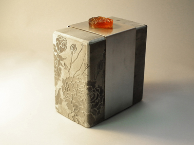 2012 Catalog-Stone Peony Paperweight