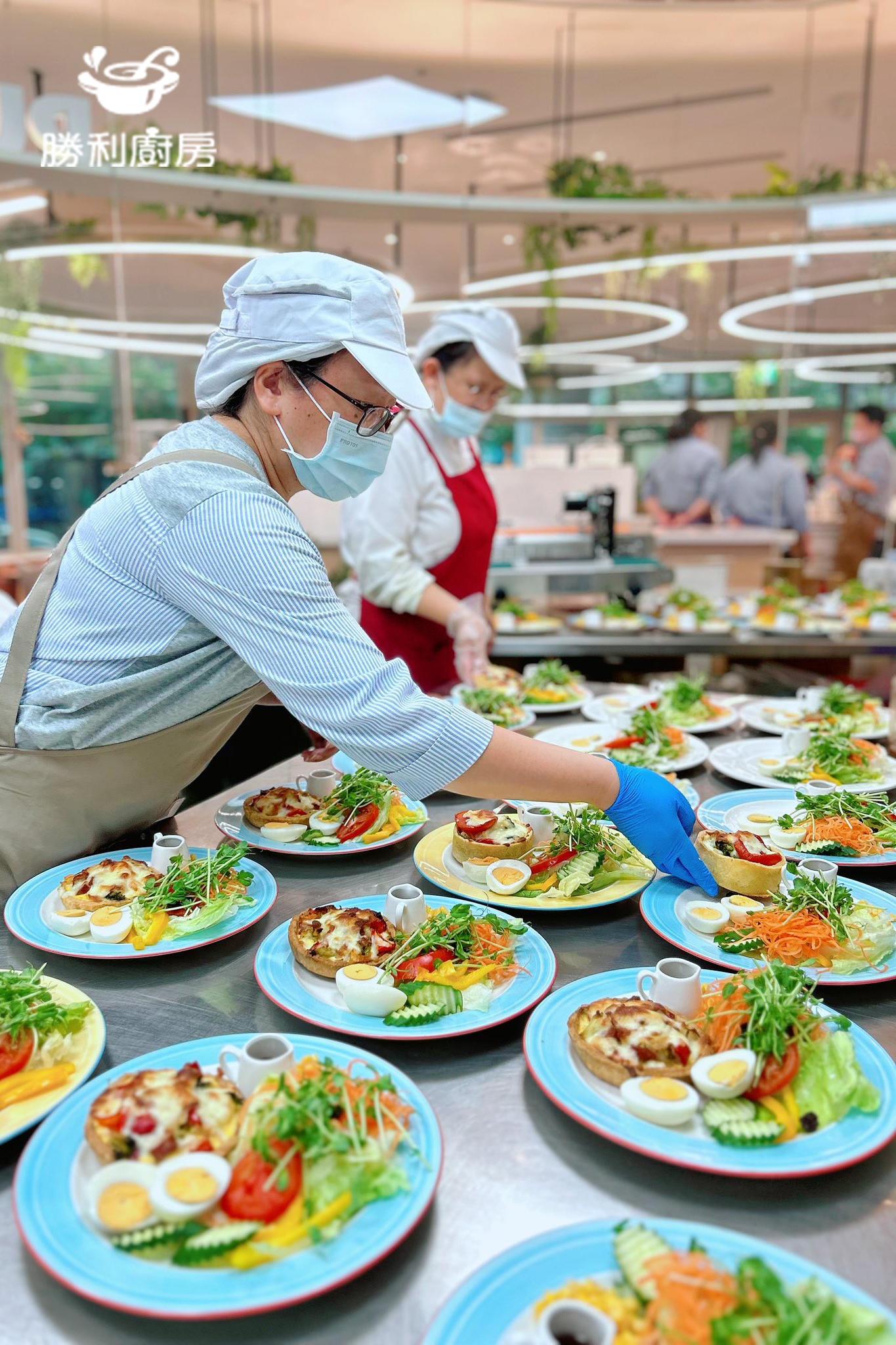 廚房興岩照片內部場景